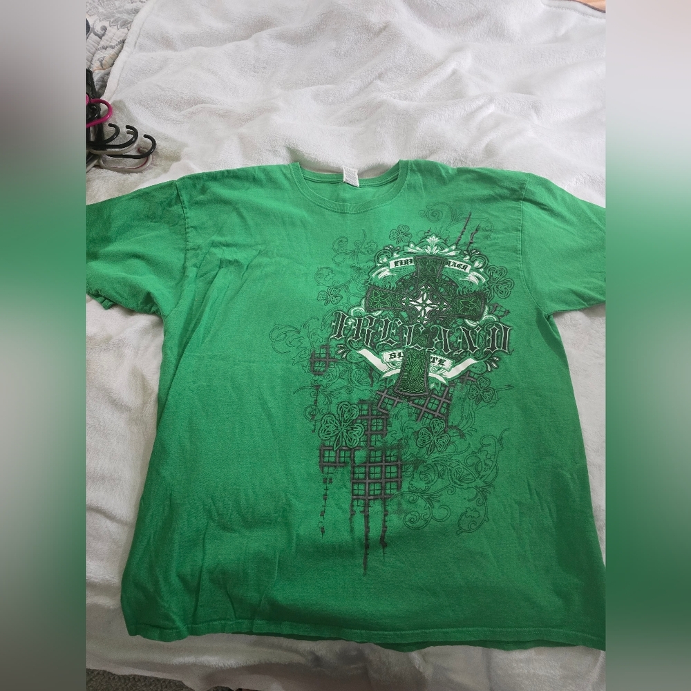 2x Mens shirt